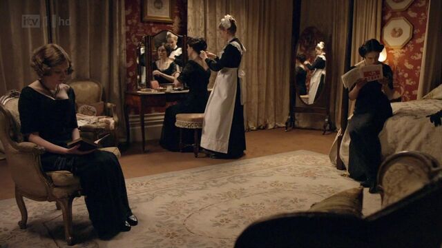 File:Mary's bedroom.jpg
