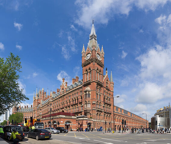 File:StPancrasRailwayStation.jpg