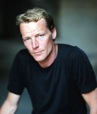 File:Iain-glen.jpg