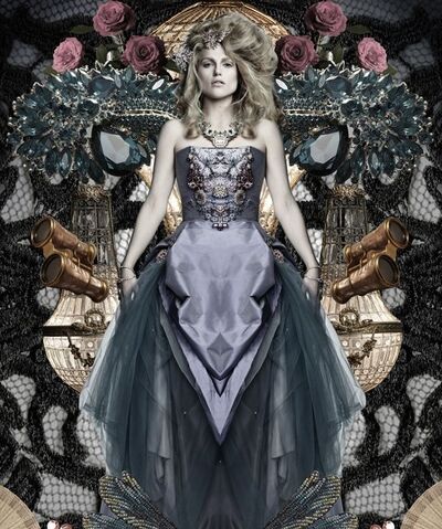 File:Draculanbc-Lucy-Westenra.jpg