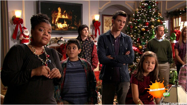 File:Drake and Josh-Christmas-1.jpg
