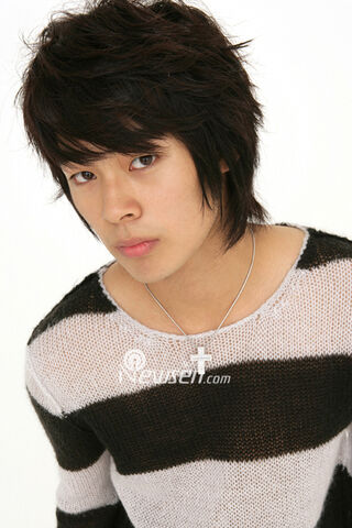 Archivo:Jin Won2.jpg