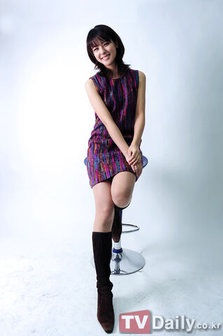 Archivo:Fujii Mina19.jpg