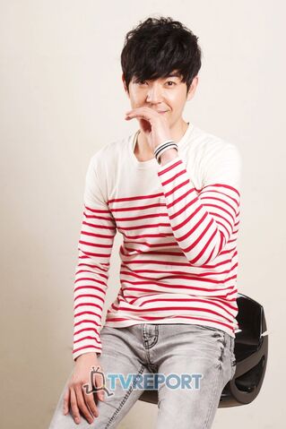 Archivo:Sung Woong12.jpg