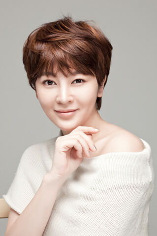 Archivo:Lee Seung Yun5.jpg