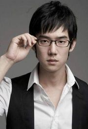 YooYunSuk 180px