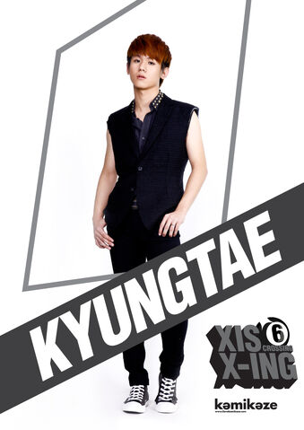Archivo:XIS-honey-I-Hate-You-Single-Mail-Kyungtae.jpg