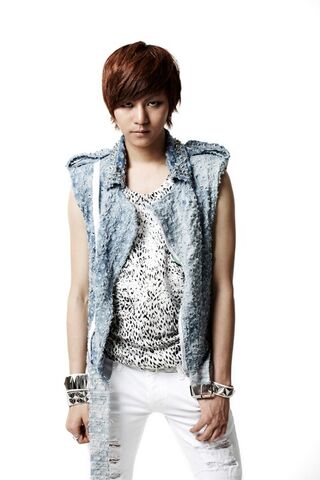 Archivo:Young Jun5.jpg