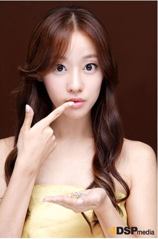 Archivo:Woo Ri1.jpg