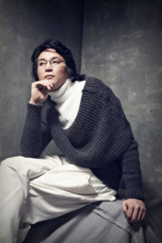 Archivo:Ji Hyun Soo5.jpg