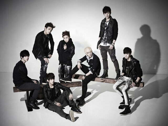 Archivo:BTOB Insane.jpg
