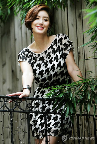 Archivo:Kim Sung Ryung6.jpg