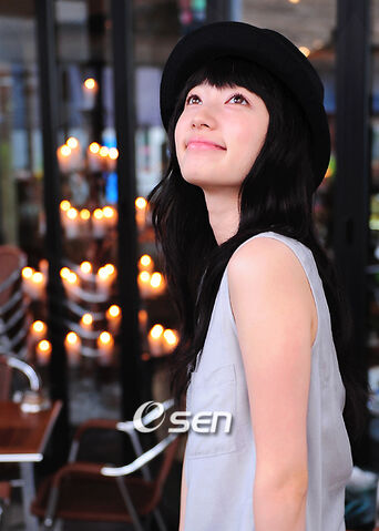 Archivo:Kim Byul2.jpg