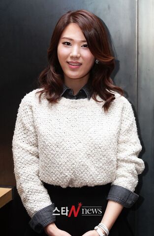 Archivo:Kim Yeon Ji01.jpg