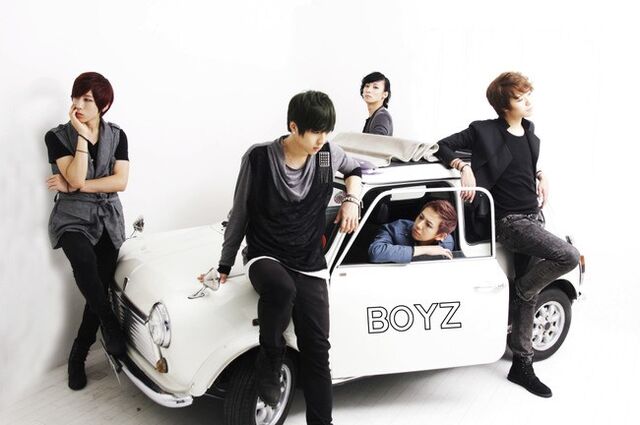 Archivo:BOYZ (9).jpg