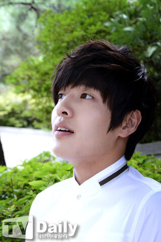 Archivo:Kang Ha Neul21.jpg