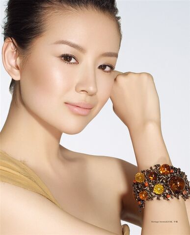 Archivo:Dong Jie5.jpg
