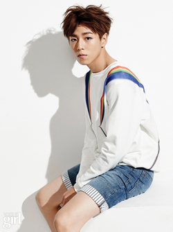 Lee-hyun-woo-vogue-girl-magazine-june-2015-photoshoot.png