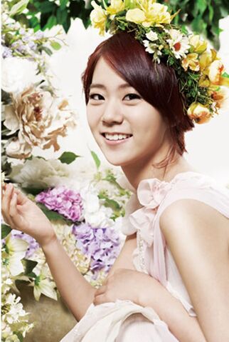 Archivo:Han Seung Yeon8.jpg