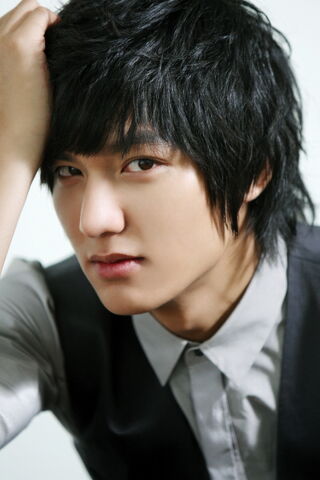 Archivo:Lee Min-Ho-.jpg