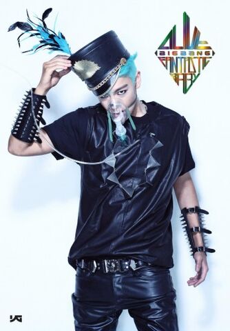 Archivo:BigBang-comeb99ack-TOPjpg.jpg