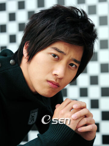 Archivo:Lee Wan6.jpg