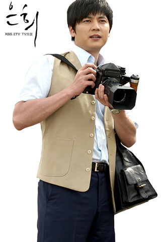 Archivo:Eun HeeKBS22013-7.jpg