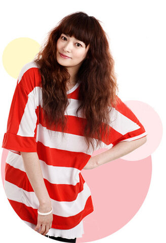 Archivo:Kim Hee5.jpg