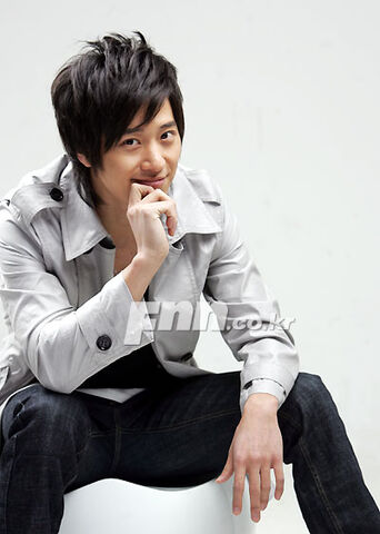 Archivo:Lee Wan2.jpg
