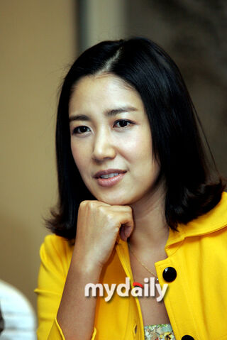 Archivo:Yoo Ho Jung4.jpg
