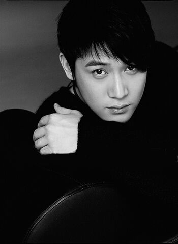 Archivo:Lu Yi15.jpg