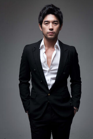 Archivo:Sung Woong2.jpg