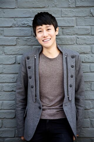 Archivo:Kang Ui Shik3.jpg