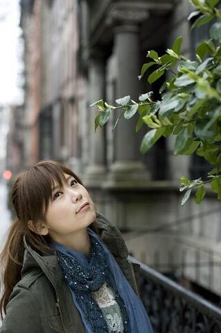 Archivo:Ayaka2008sing002.jpg