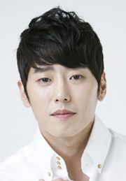 KimYoungHoon 180px.jpg