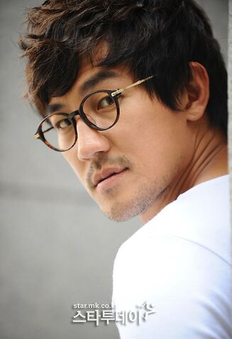 Archivo:Han Jung Soo17.jpg