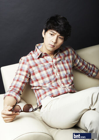 Archivo:Lee Pil Mo6.jpg