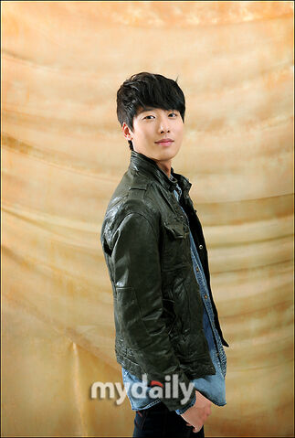 Archivo:Choi Chang Yeop3.jpg