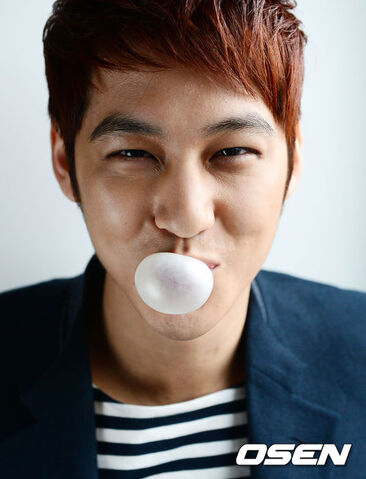 Archivo:Kim Bum38.jpg
