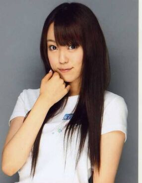 Yonezawa Rumi4.jpg