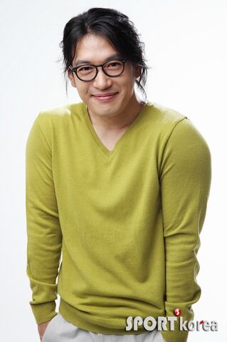 Archivo:ParkJungChul.jpg