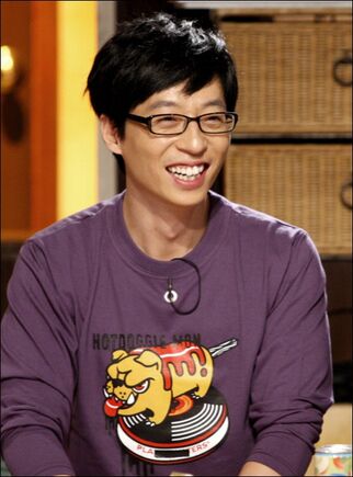 -yoo-jae-suk-28463812-500-676.jpg