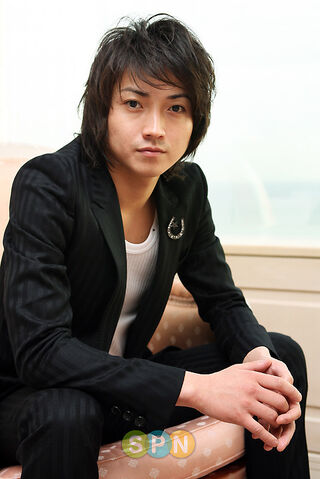 Archivo:Fujiwara Tatsuya1.jpg