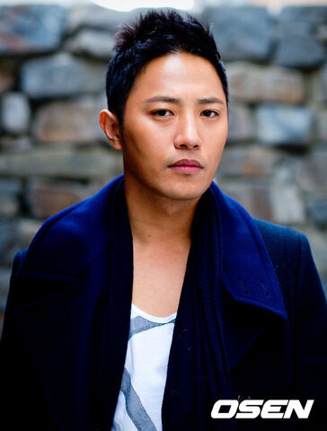 Archivo:Jin Goo21.jpg