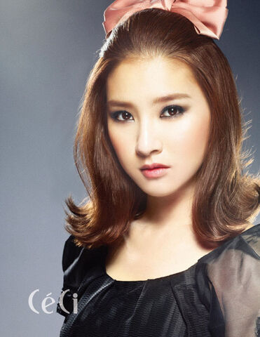 Archivo:Kimsoeunceci3.jpg