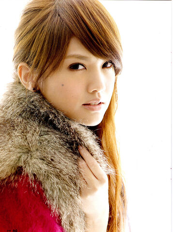 Archivo:Rainie-Yang-asian-characters-24418845-800-1070.jpg
