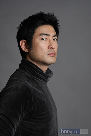 Archivo:Choi Min.jpg