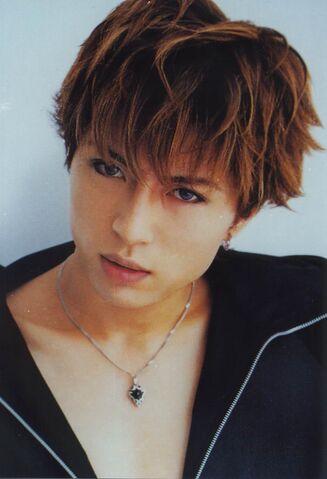 Archivo:Gackt sadface.jpg