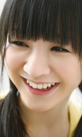 Archivo:Kashiyuka-perfume-group-21127379-420-700.jpg