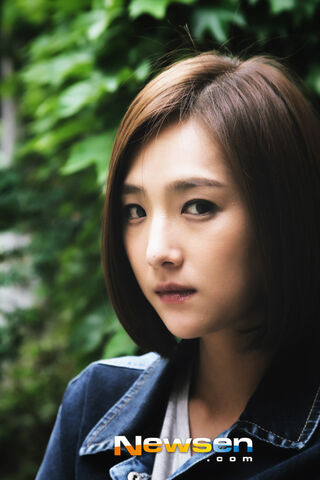 Archivo:Lee Hee Jin24.jpg